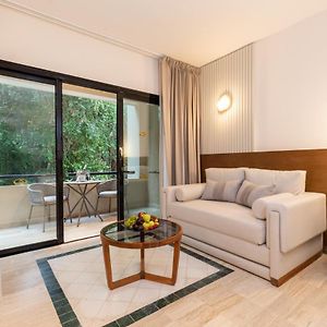 Deluxe Zimmer mit Kingsize-Bett